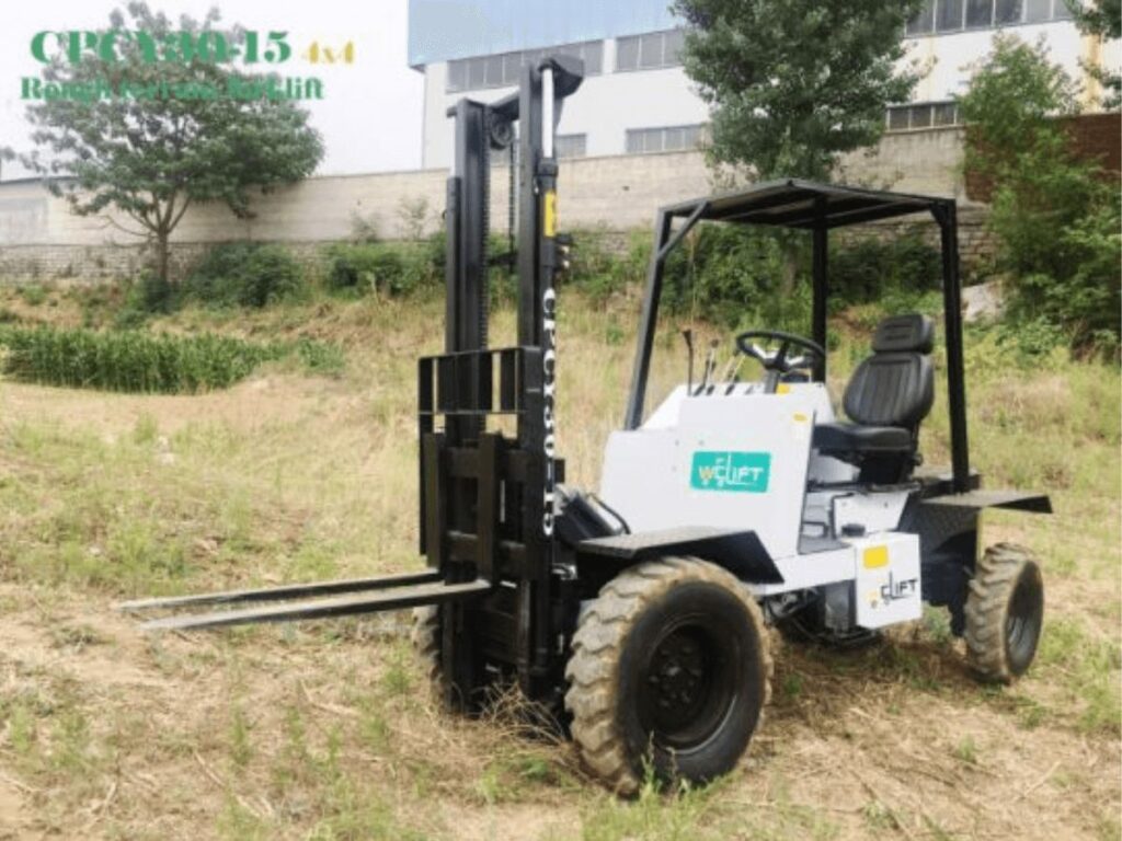 small rough terrain forklift4